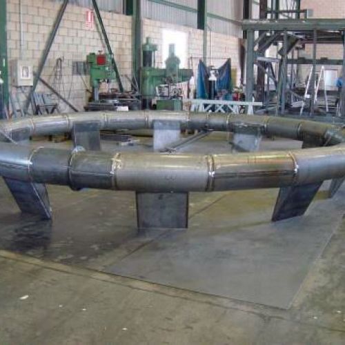 estructura metálica de tubo circular